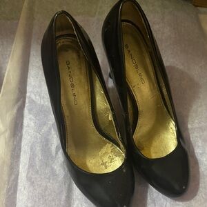 Bandolino Classic Black Heels